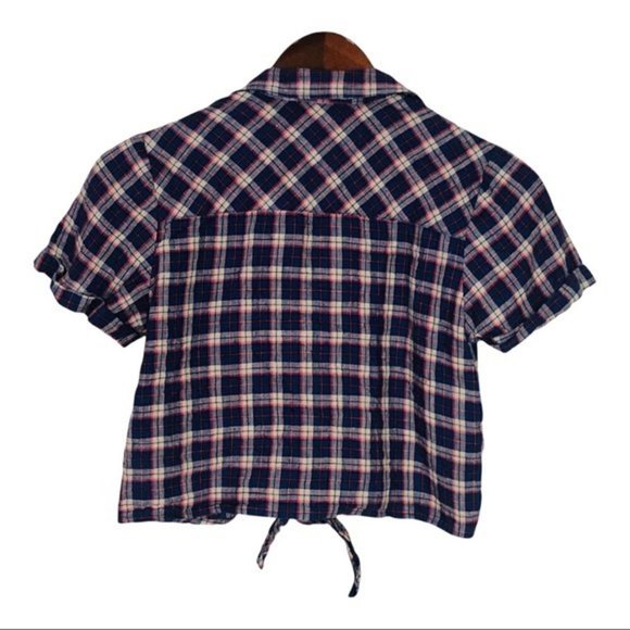 Welcome to my closet. - Picture 3 of 7